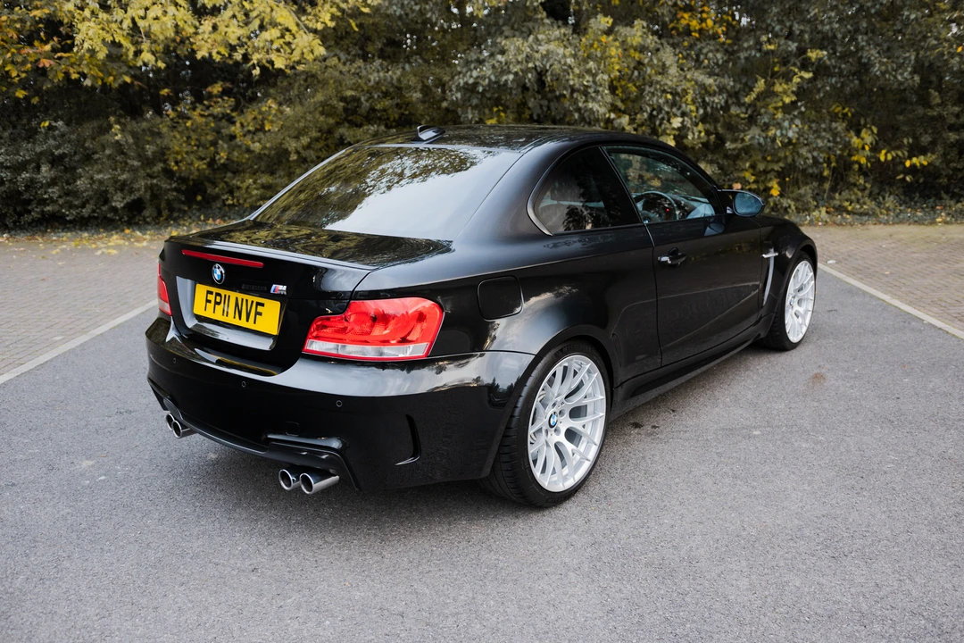 2011 BMW 1M - Image 22 of 31