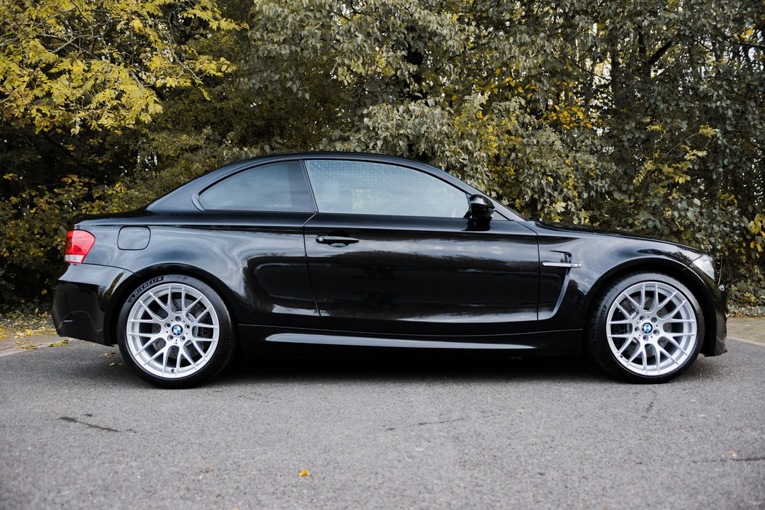 2011 BMW 1M - Image 9 of 31