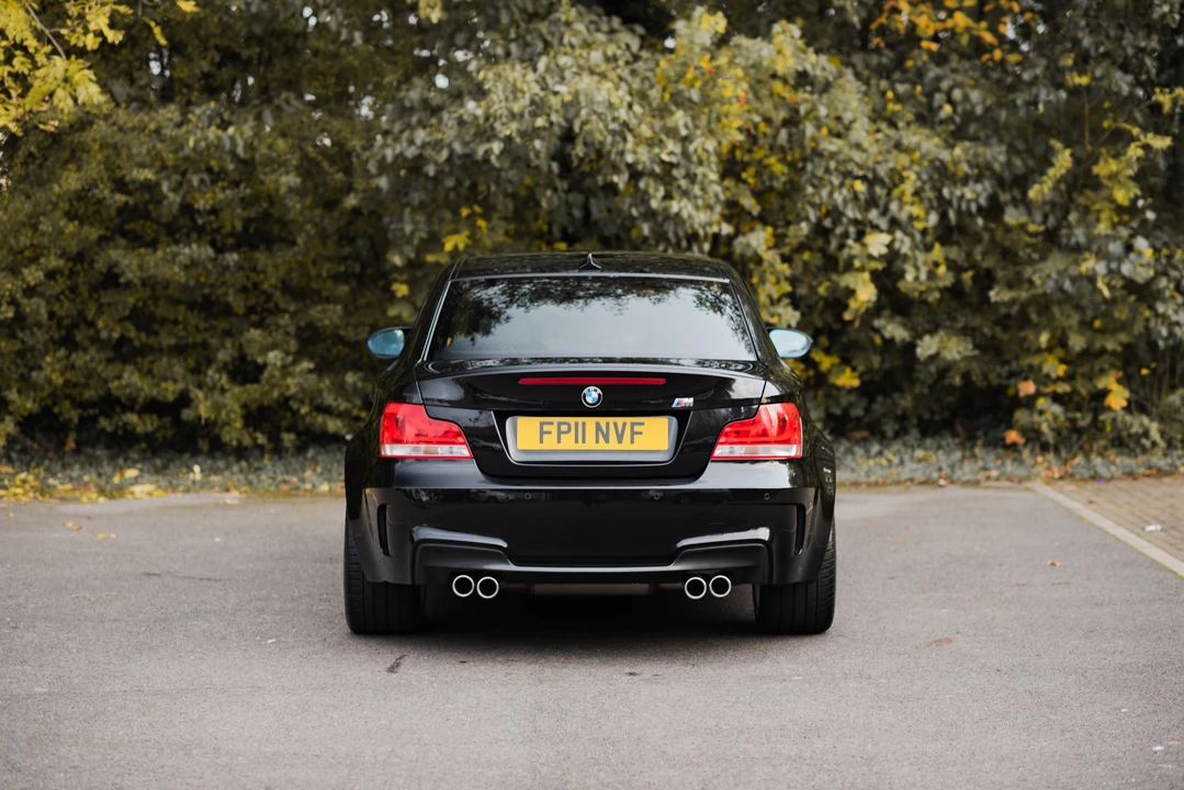 2011 BMW 1M - Image 15 of 31