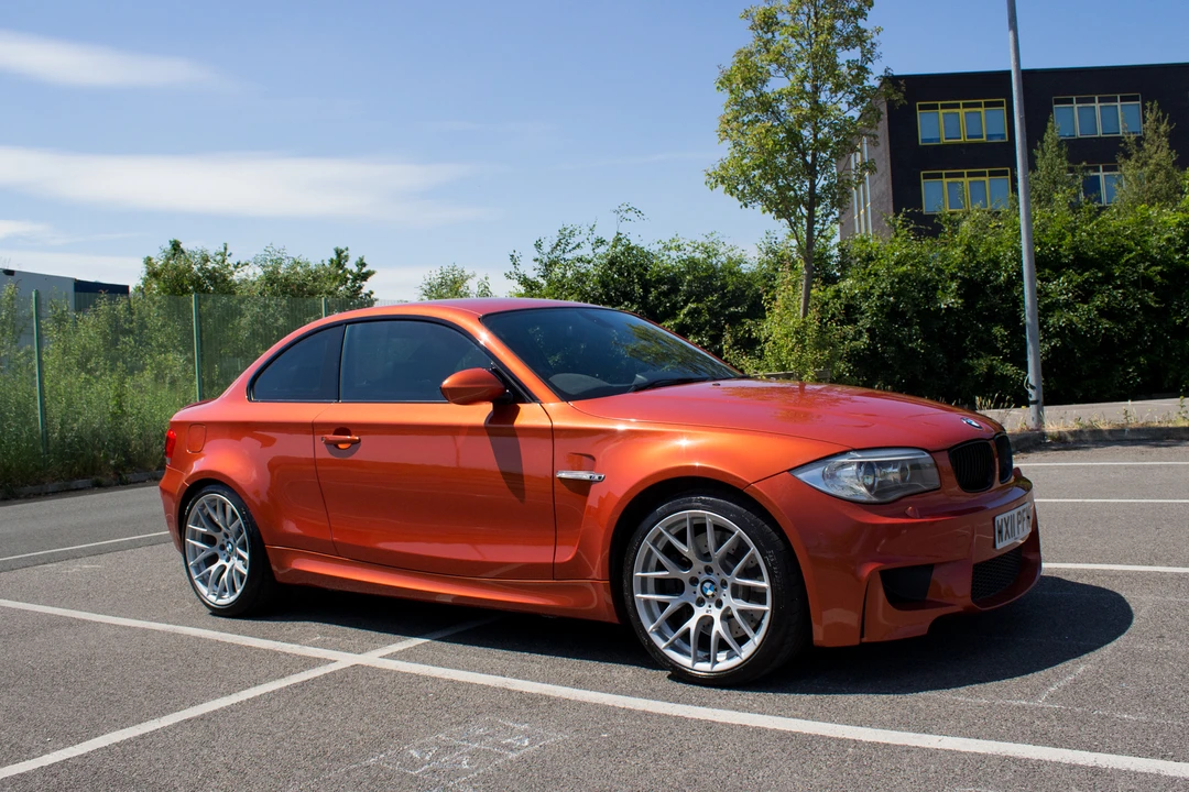2011 BMW 1M - Image 11 of 31
