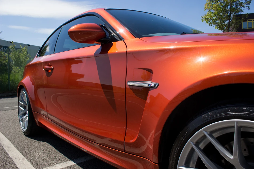 2011 BMW 1M - Image 17 of 31
