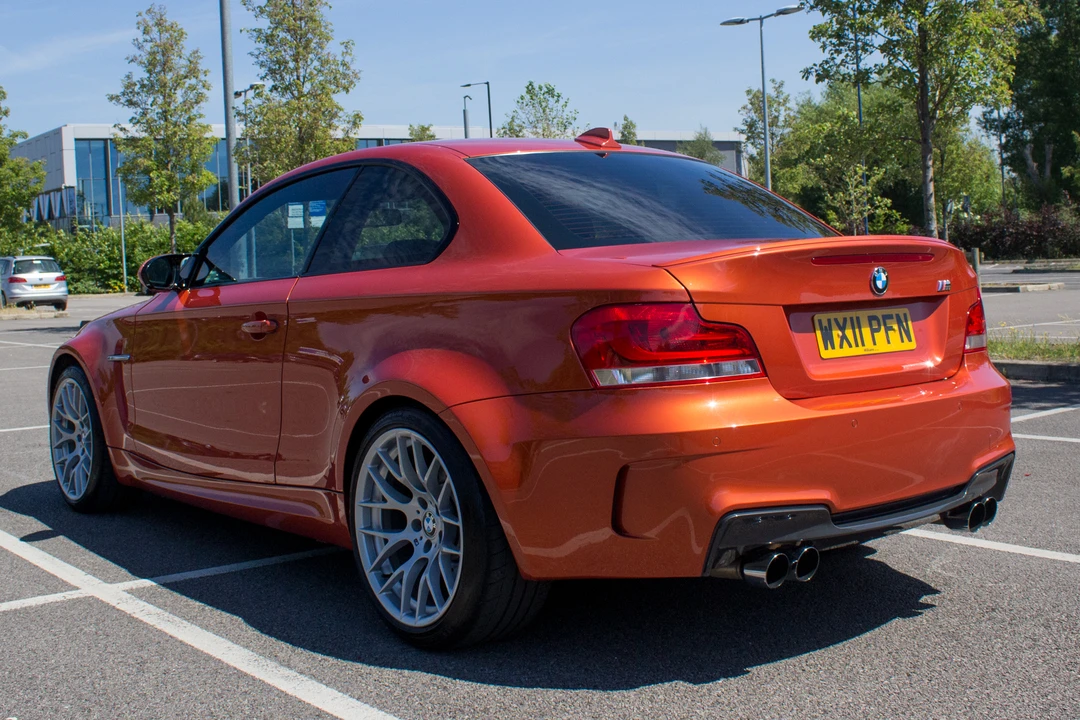 2011 BMW 1M - Image 19 of 31
