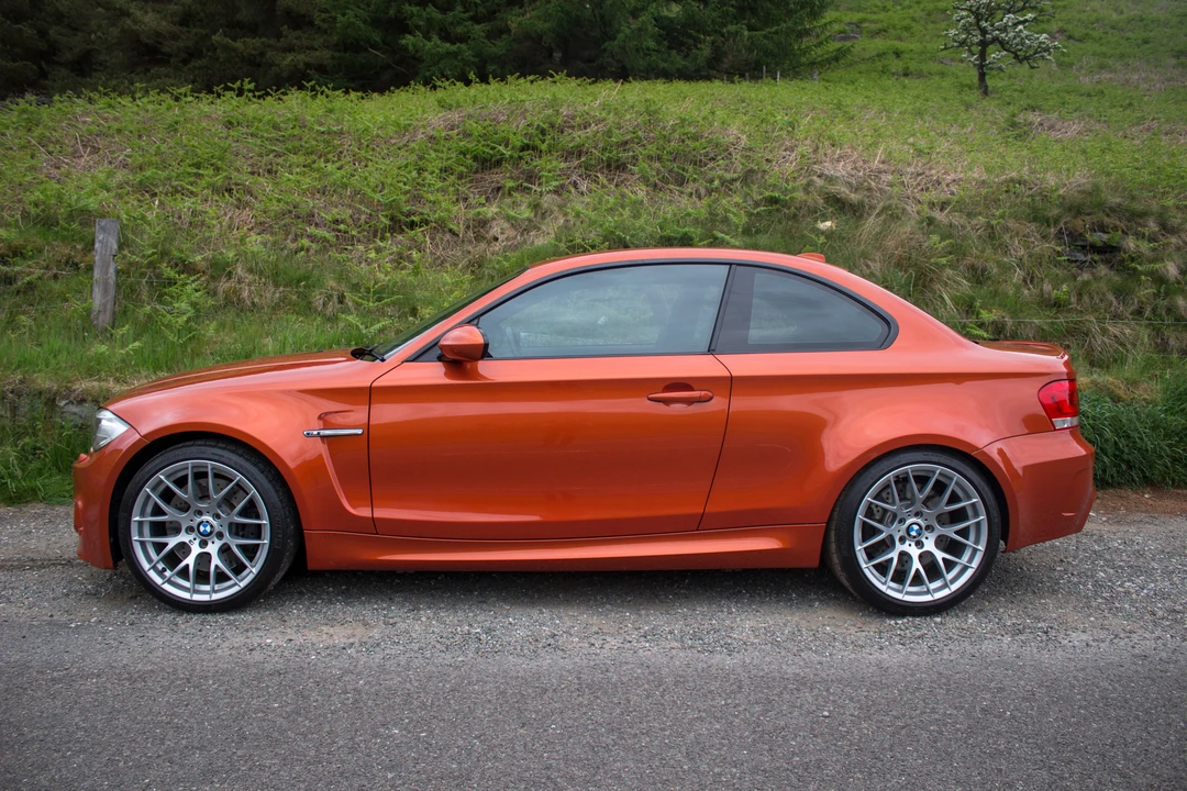2011 BMW 1M - Image 24 of 31