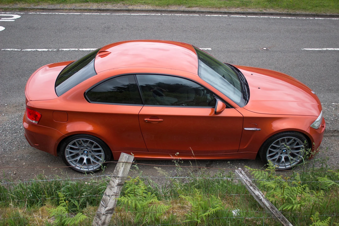2011 BMW 1M - Image 27 of 31