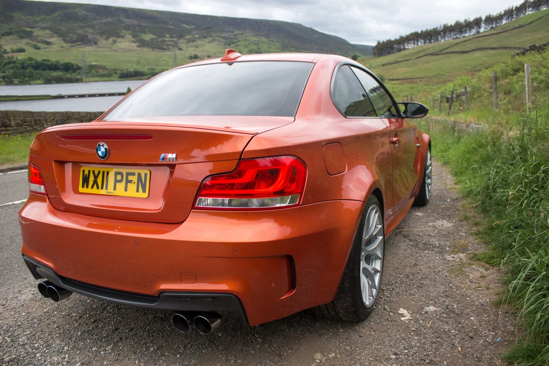 2011 BMW 1M - Image 28 of 31