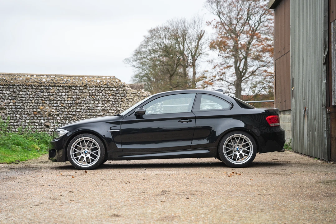 2011 BMW 1M - Image 9 of 31