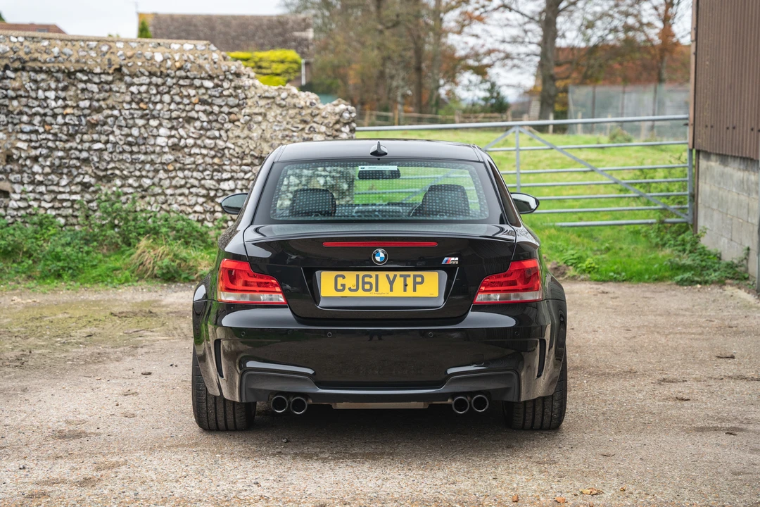 2011 BMW 1M - Image 20 of 31