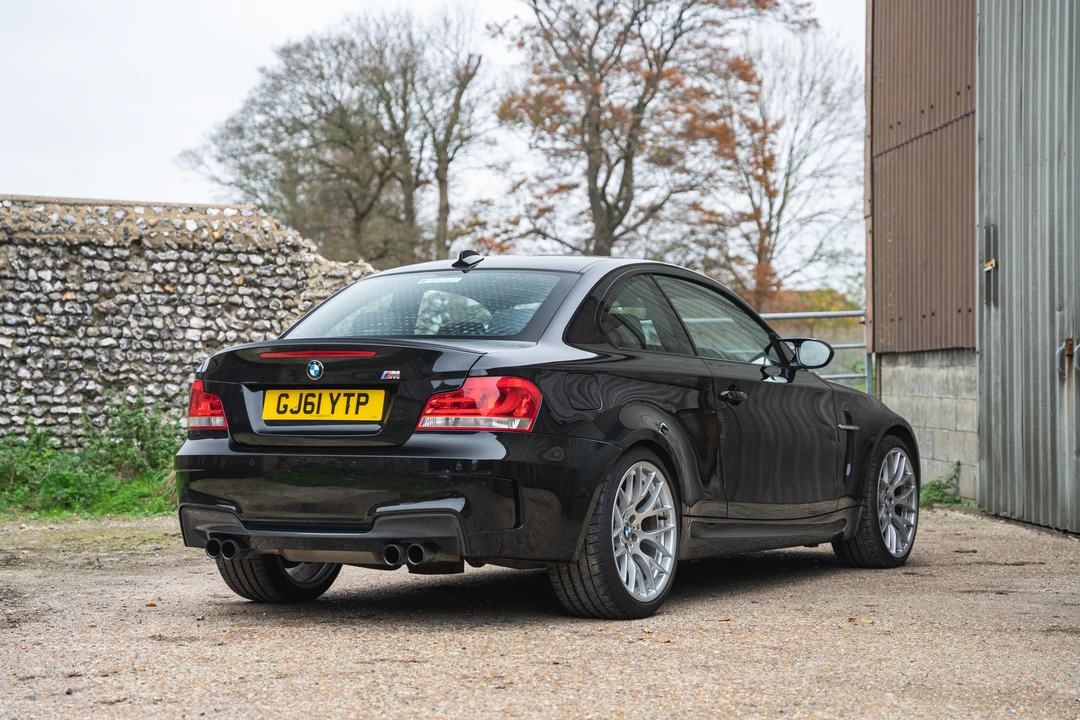 2011 BMW 1M - Image 24 of 31