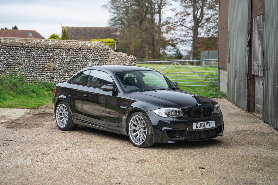 2011 BMW 1M - Image 27 of 31