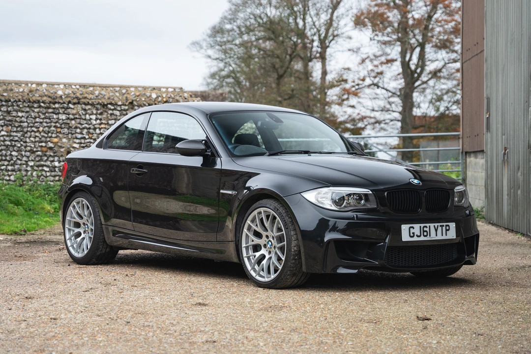 2011 BMW 1M - Image 2 of 31