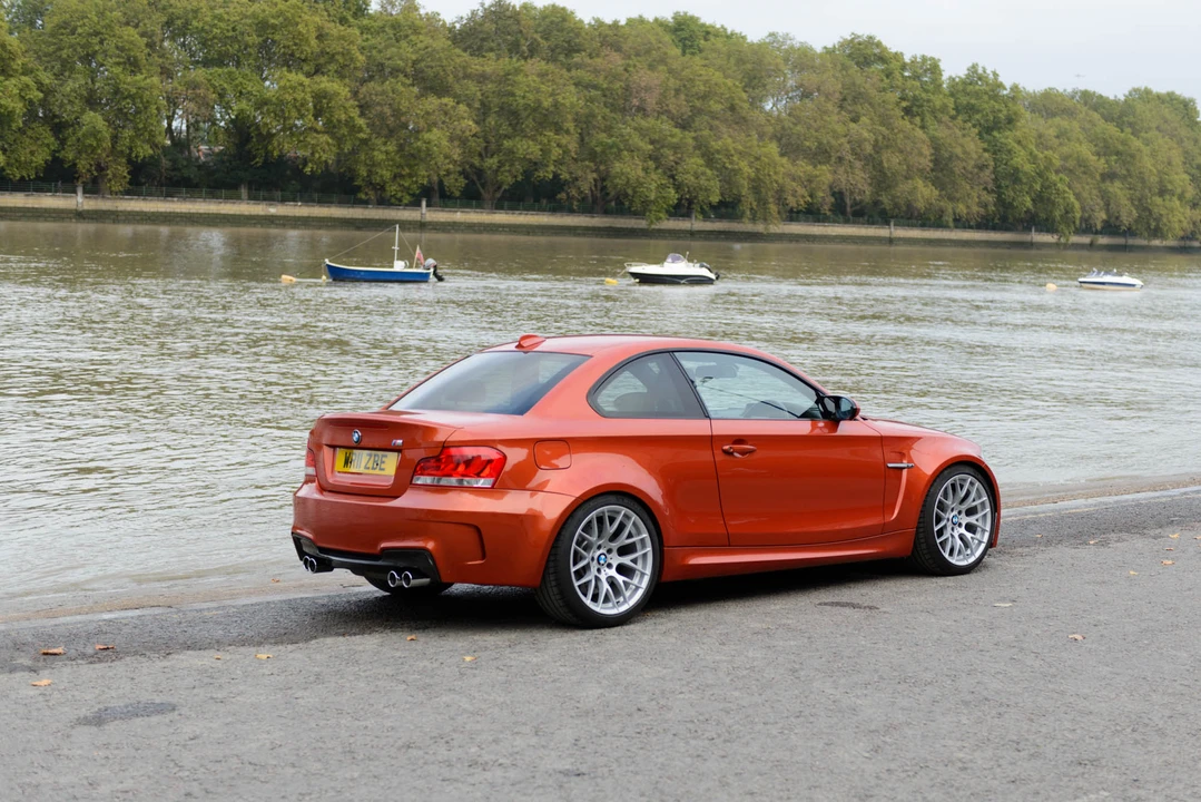 2011 BMW 1M - Image 7 of 31