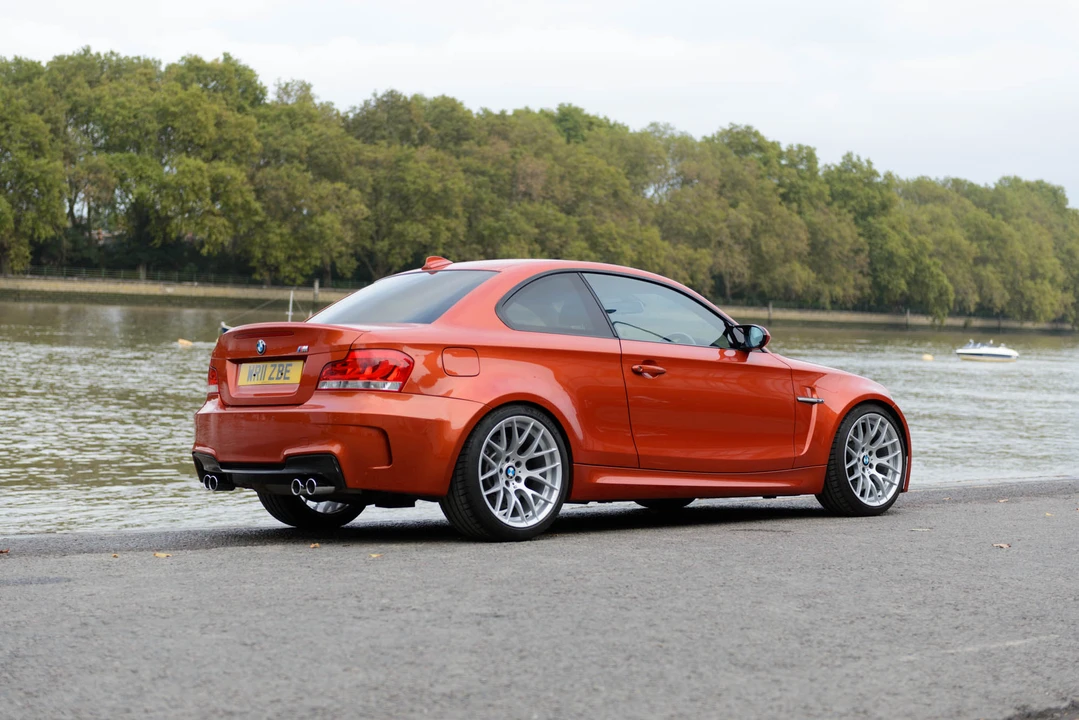 2011 BMW 1M - Image 8 of 31