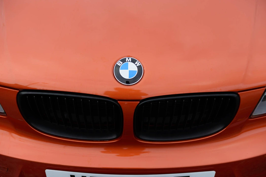 2011 BMW 1M - Image 16 of 31