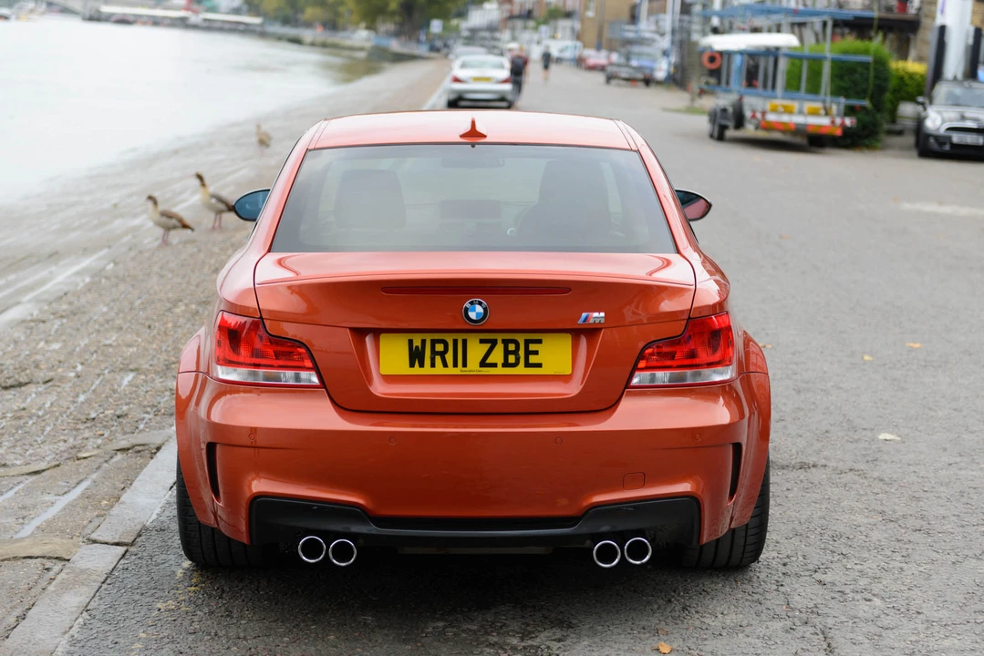 2011 BMW 1M - Image 22 of 31