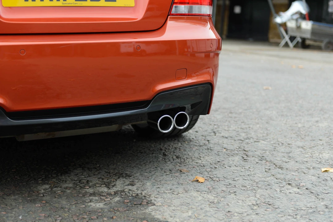 2011 BMW 1M - Image 29 of 31