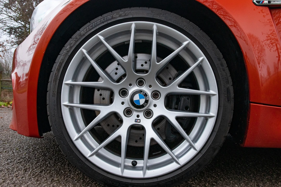 2011 BMW 1M - Image 14 of 31