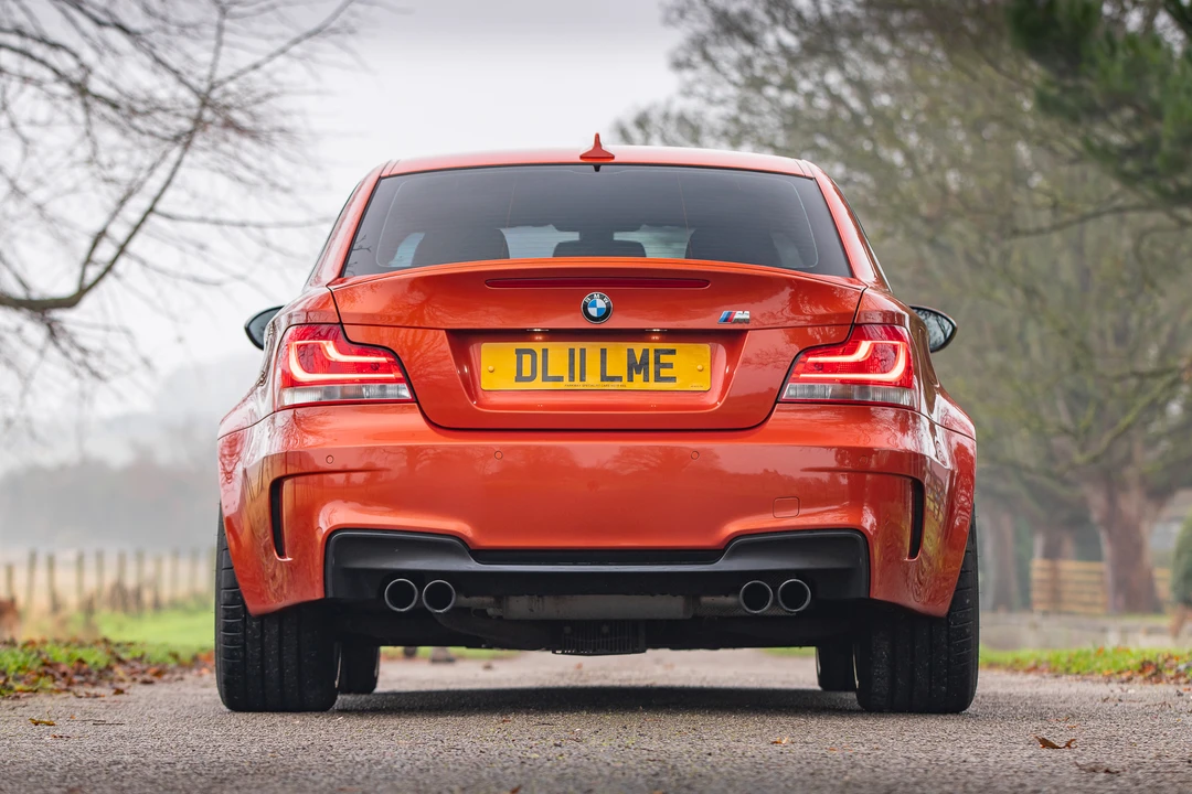 2011 BMW 1M - Image 8 of 31