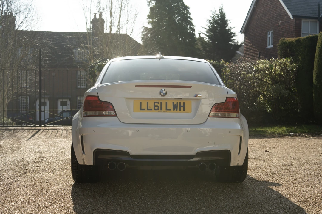 2011 BMW 1M - Image 7 of 31