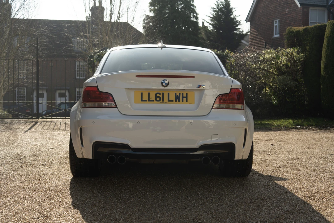 2011 BMW 1M - Image 15 of 31
