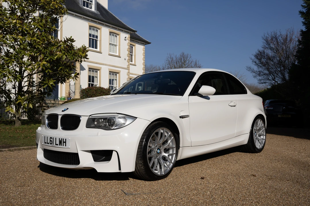 2011 BMW 1M - Image 2 of 31