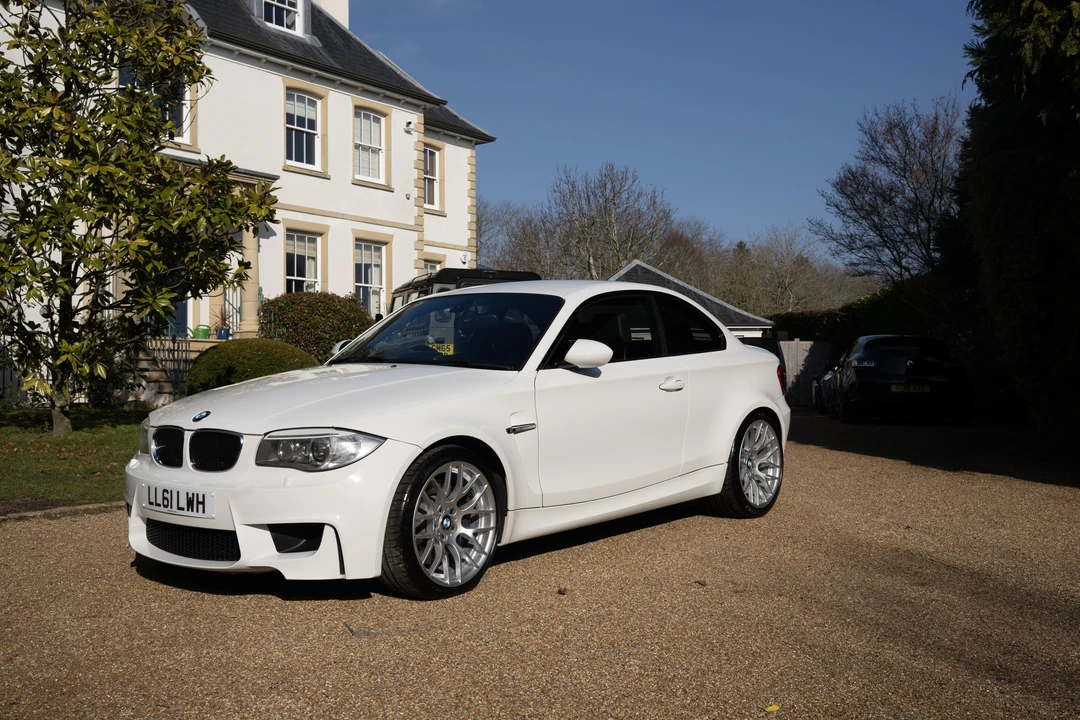 2011 BMW 1M - Image 10 of 31