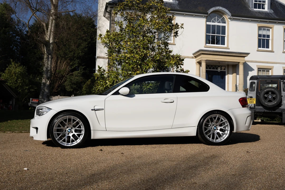 2011 BMW 1M - Image 9 of 31