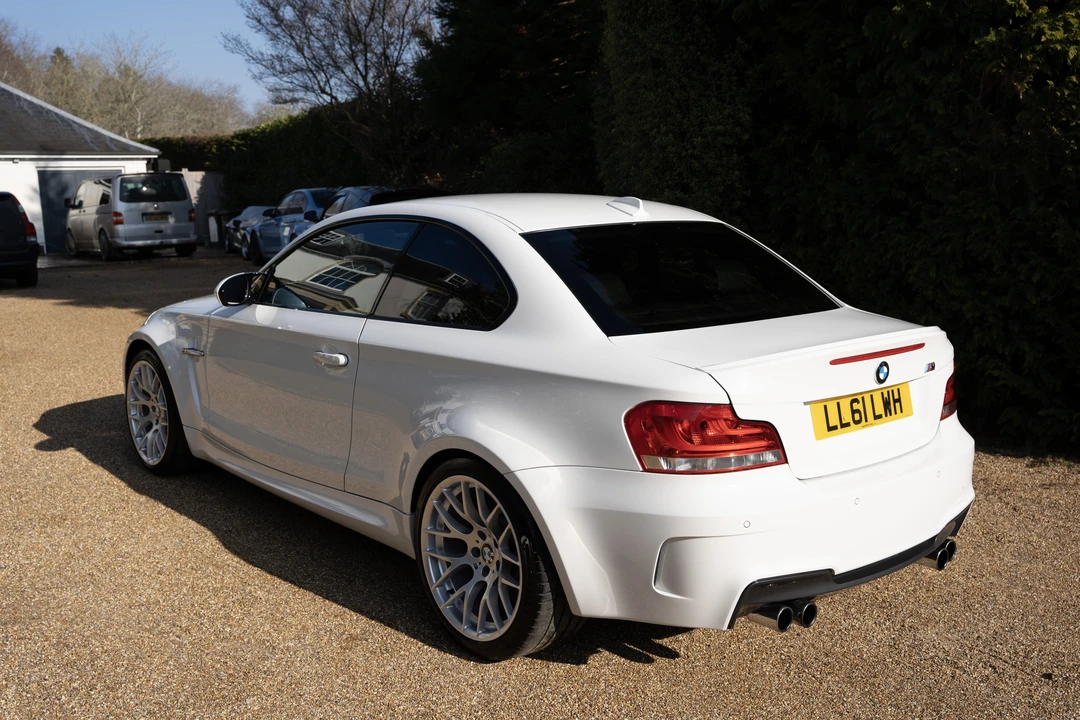 2011 BMW 1M - Image 8 of 31