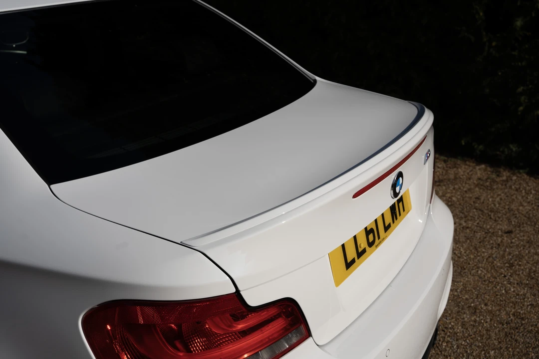 2011 BMW 1M - Image 30 of 31