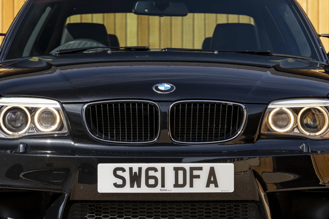 2011 BMW 1M - Image 24 of 31