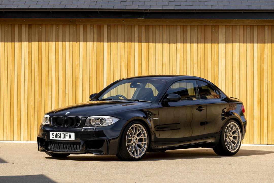 2011 BMW 1M - Image 9 of 31