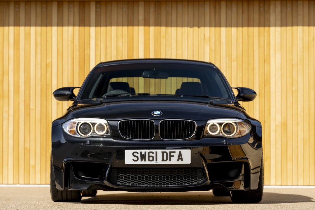 2011 BMW 1M - Image 15 of 31