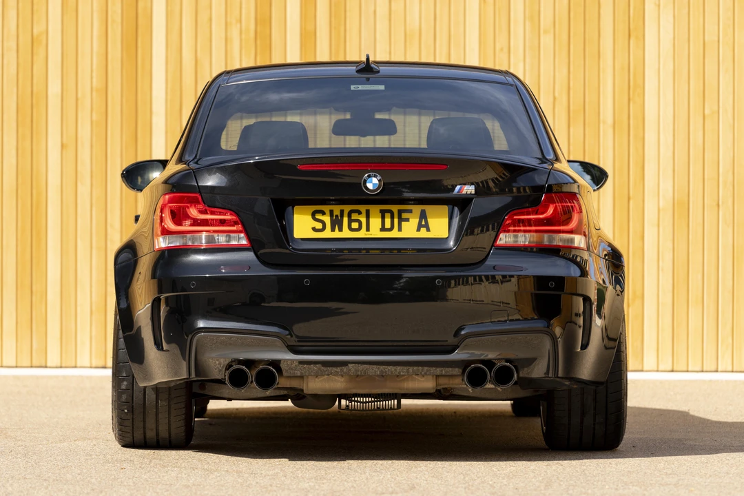 2011 BMW 1M - Image 6 of 31