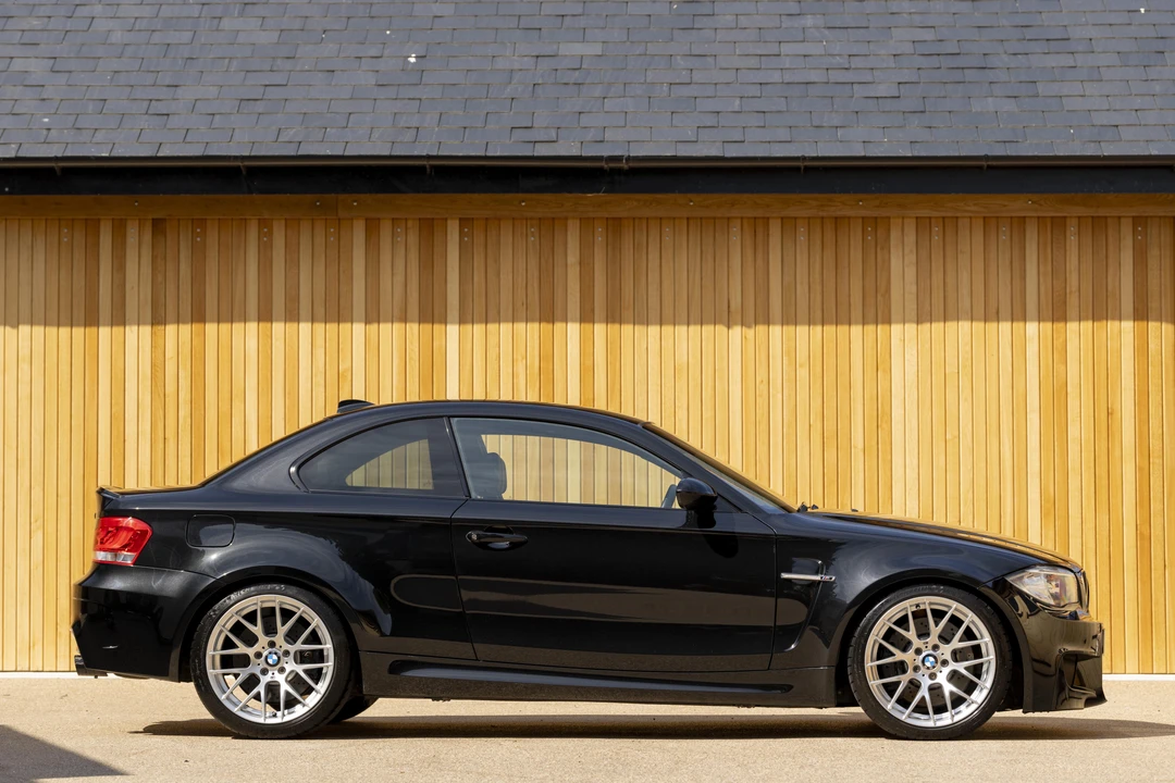 2011 BMW 1M - Image 4 of 31