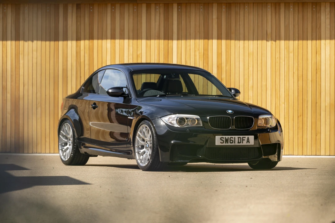 2011 BMW 1M - Image 11 of 31