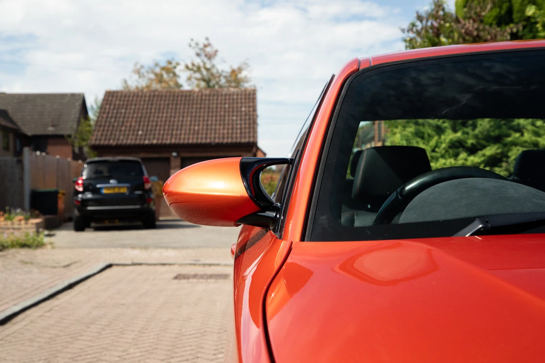 2011 BMW 1M - Image 23 of 31
