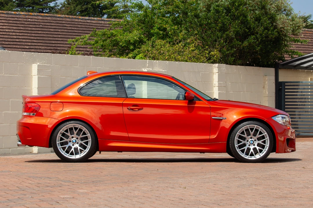 2011 BMW 1M - Image 8 of 31