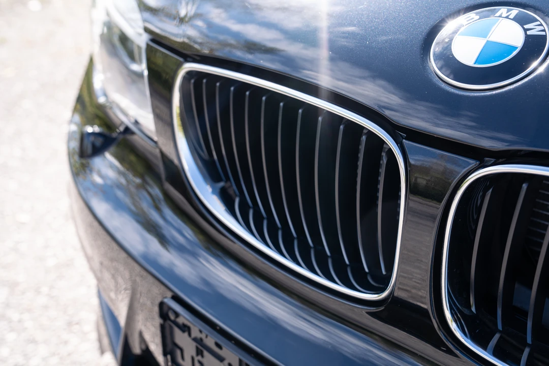 2011 BMW 1M - Image 23 of 31