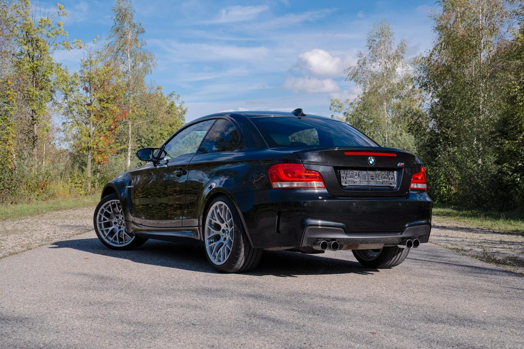 2011 BMW 1M - Image 5 of 31