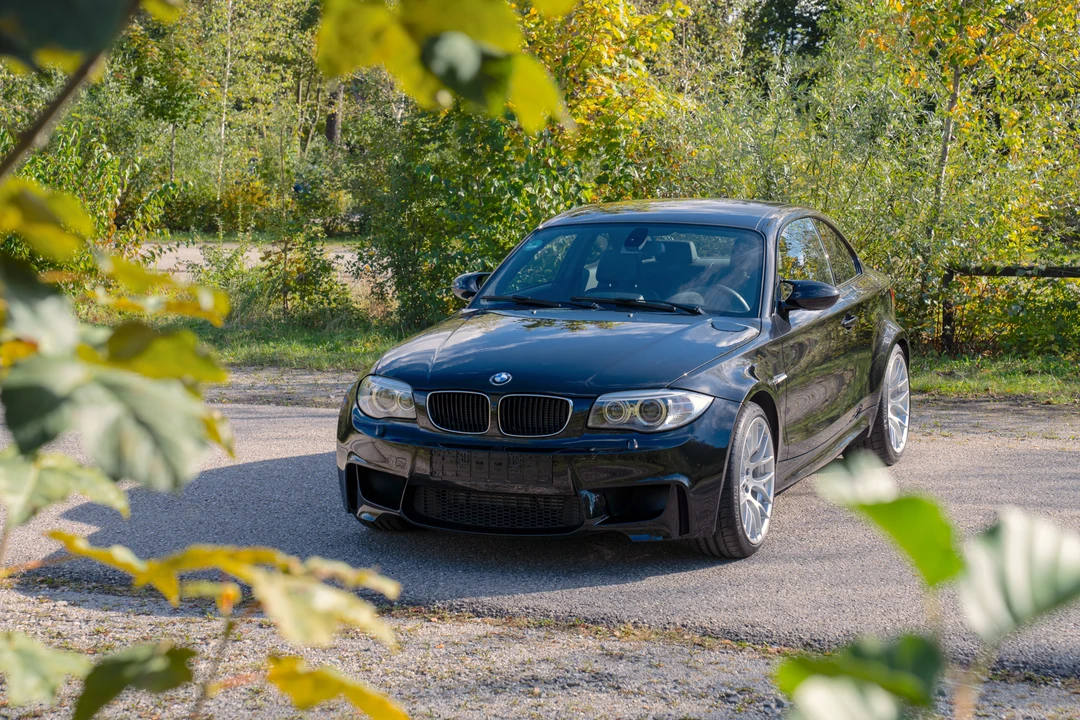 2011 BMW 1M - Image 9 of 31