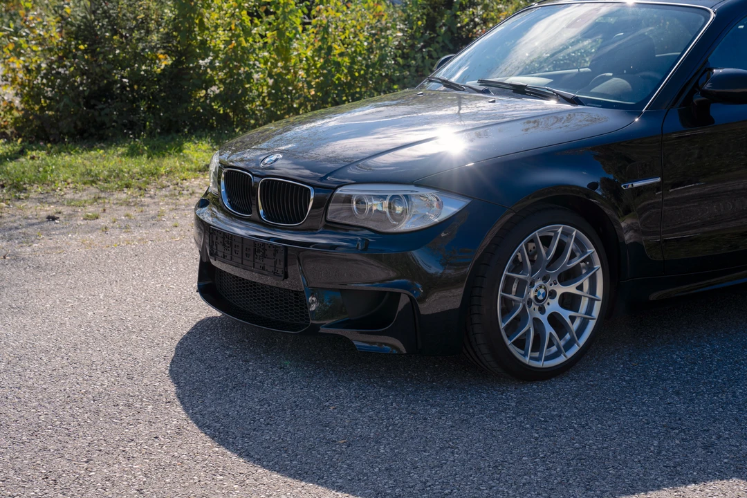 2011 BMW 1M - Image 15 of 31