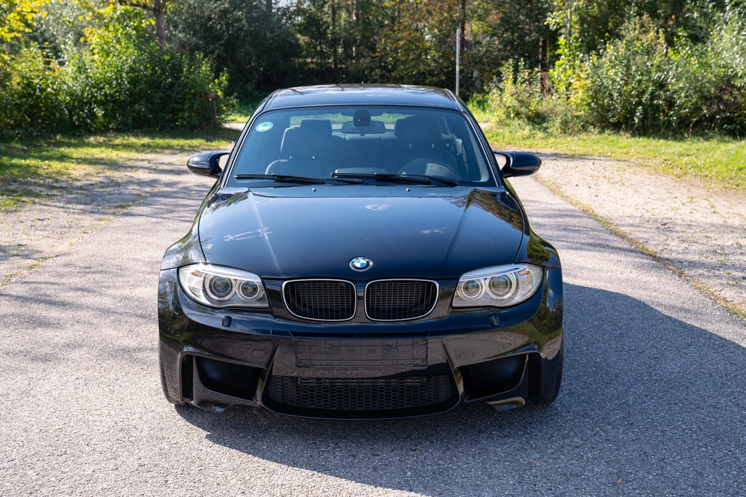 2011 BMW 1M - Image 2 of 31