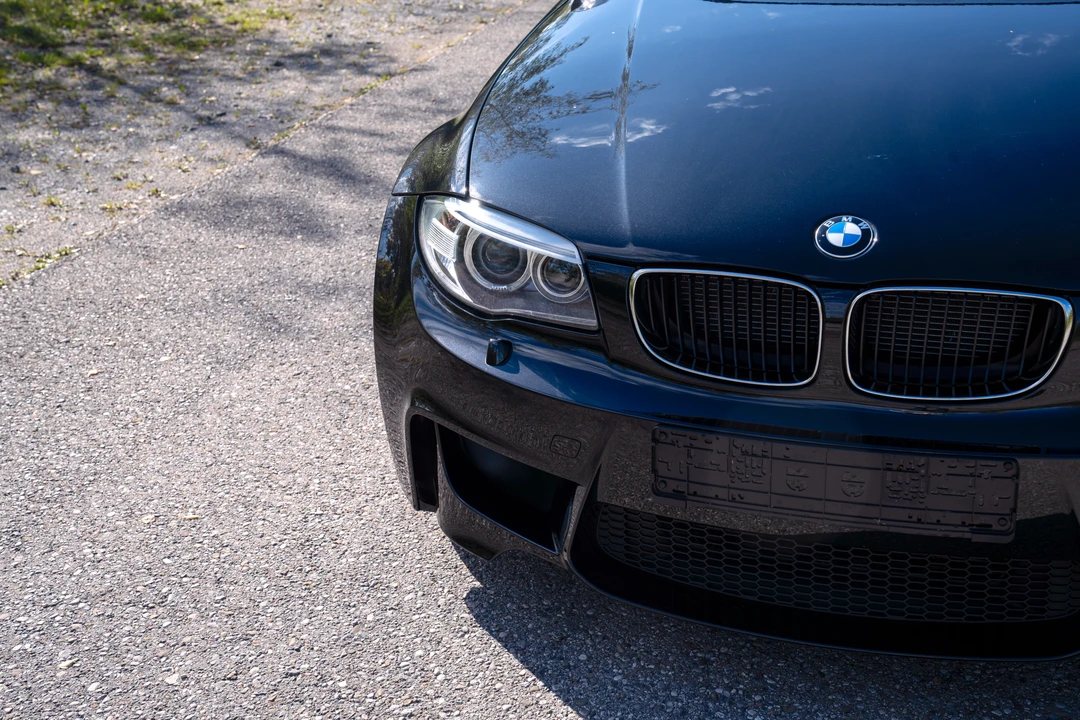 2011 BMW 1M - Image 16 of 31