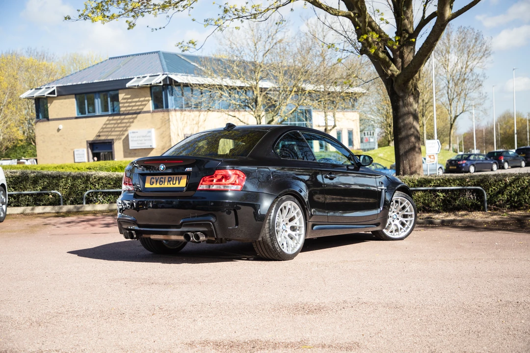 2011 BMW 1M - Image 13 of 31
