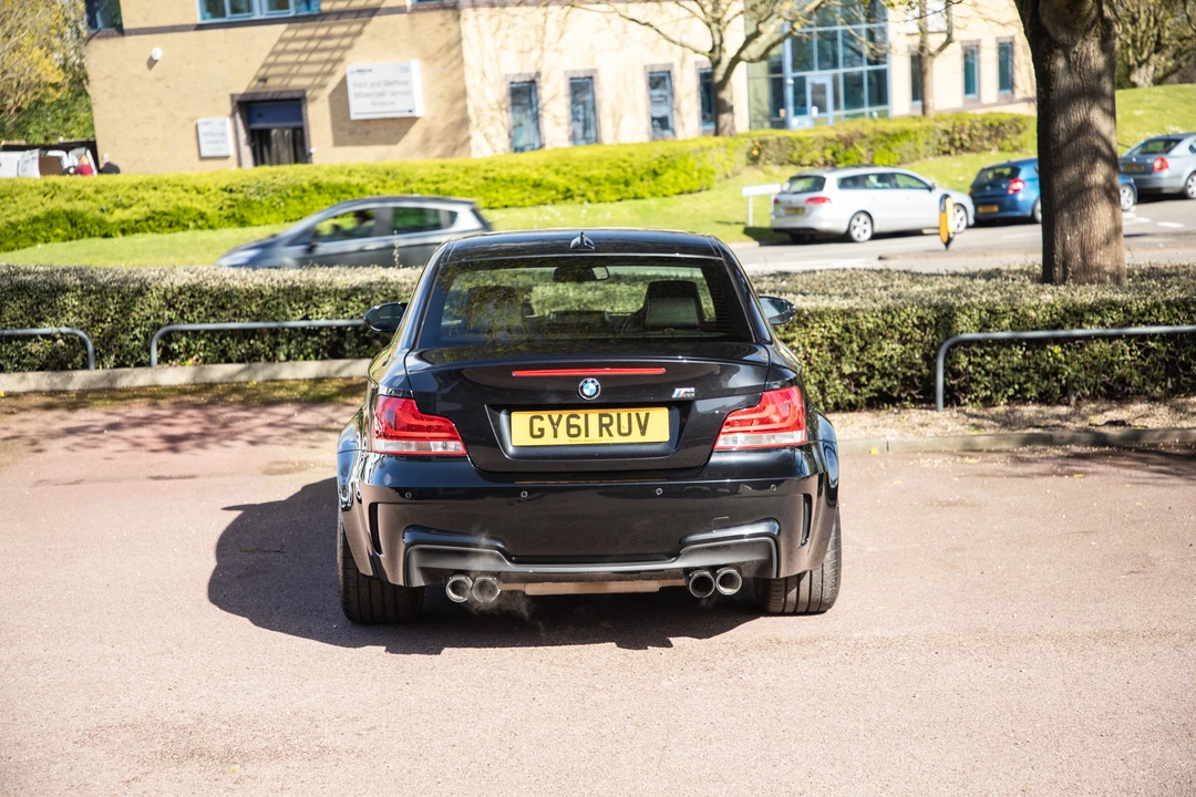 2011 BMW 1M - Image 14 of 31