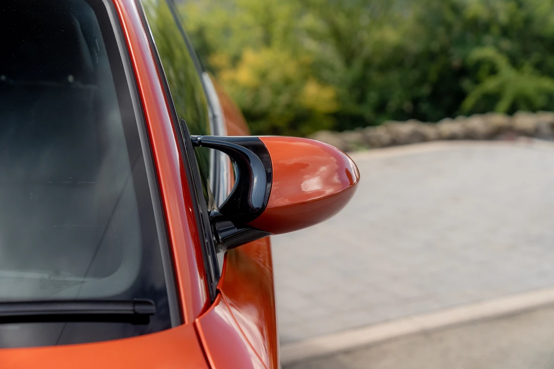 2011 BMW 1M - Image 20 of 31