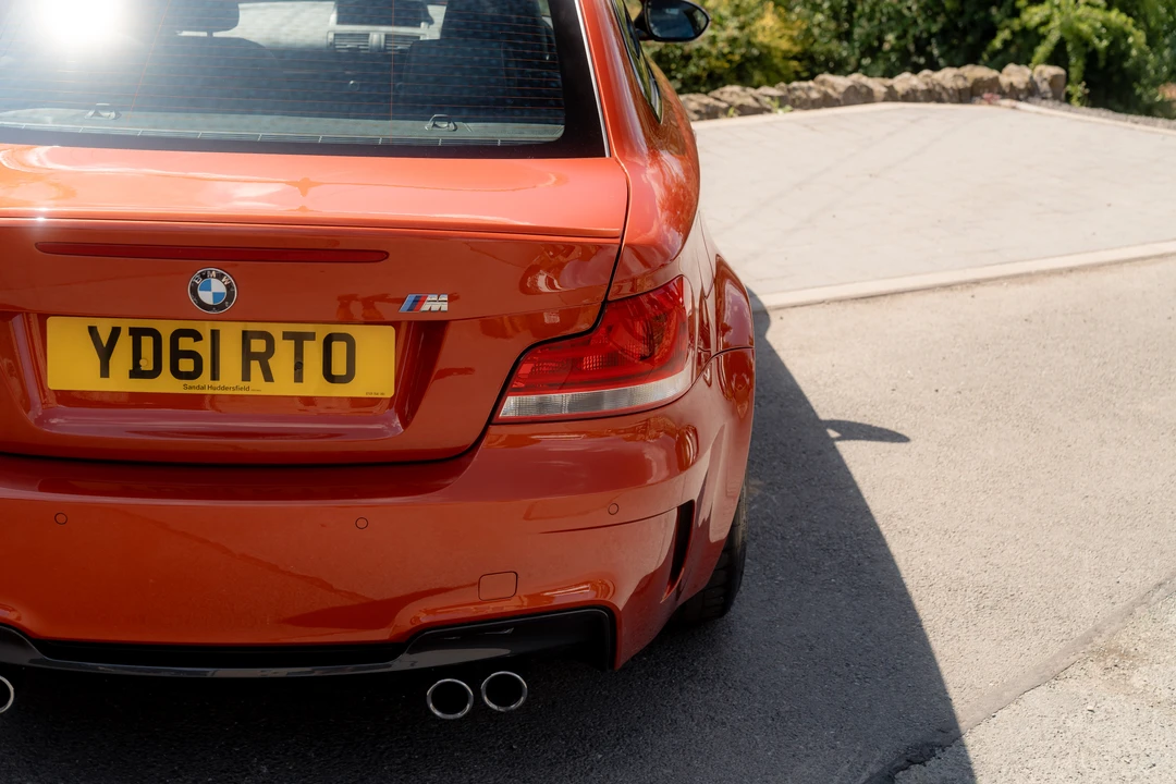 2011 BMW 1M - Image 27 of 31