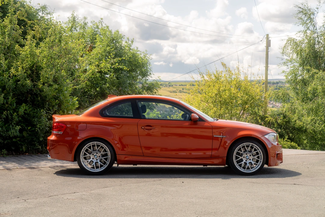 2011 BMW 1M - Image 4 of 31