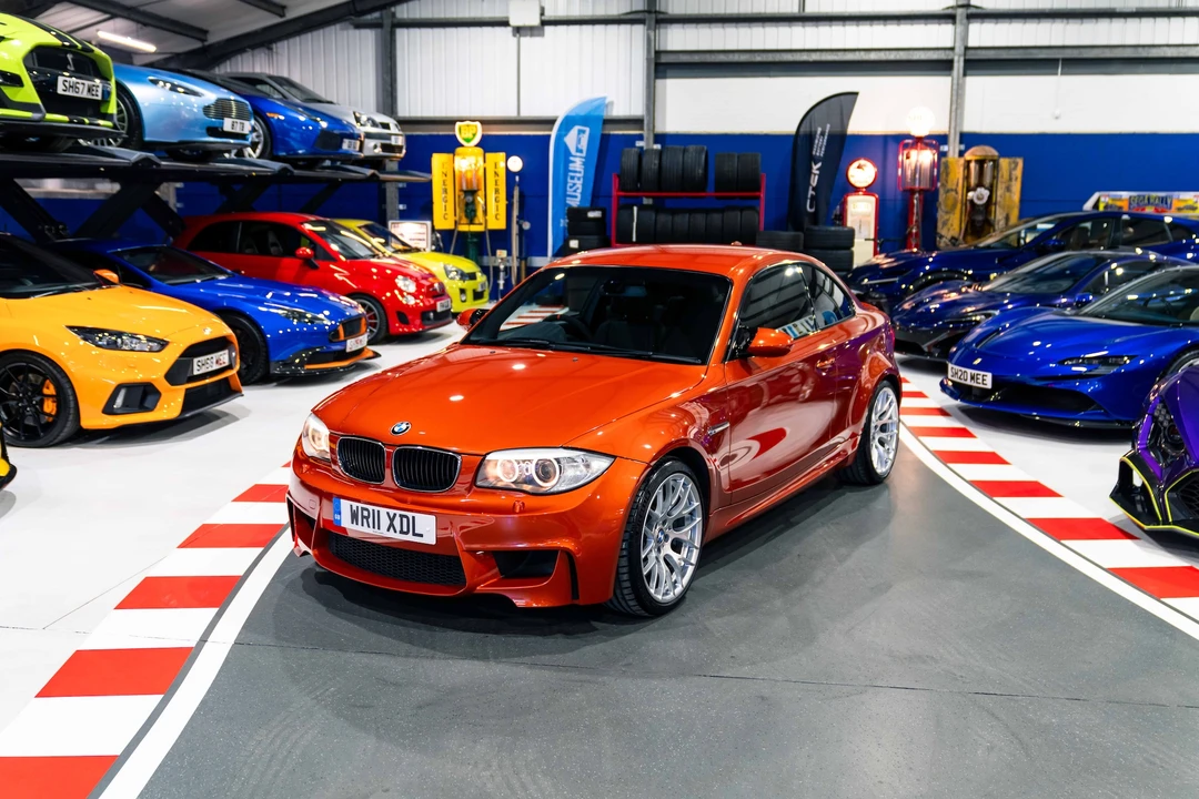 2011 BMW 1M - Image 20 of 31