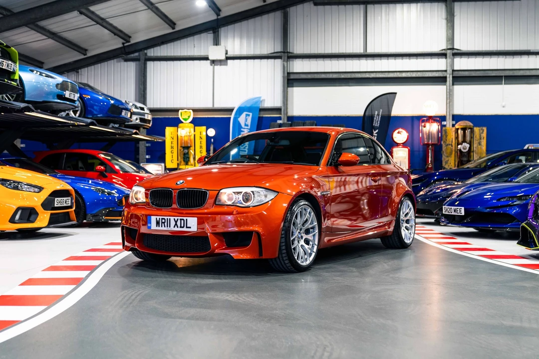 2011 BMW 1M - Image 21 of 31