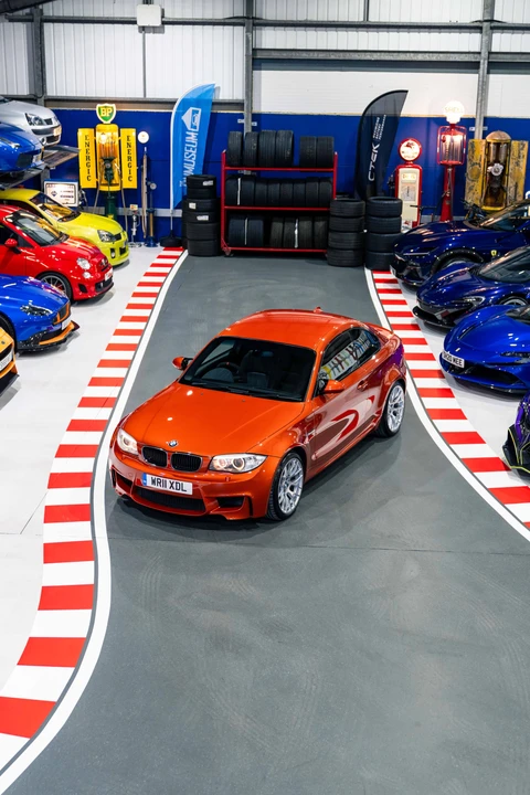 2011 BMW 1M - Image 30 of 31